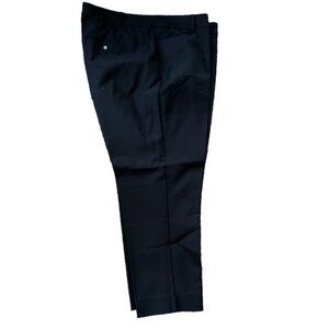 Women’s 4 pocket, black Eloquii slacks excellent condition